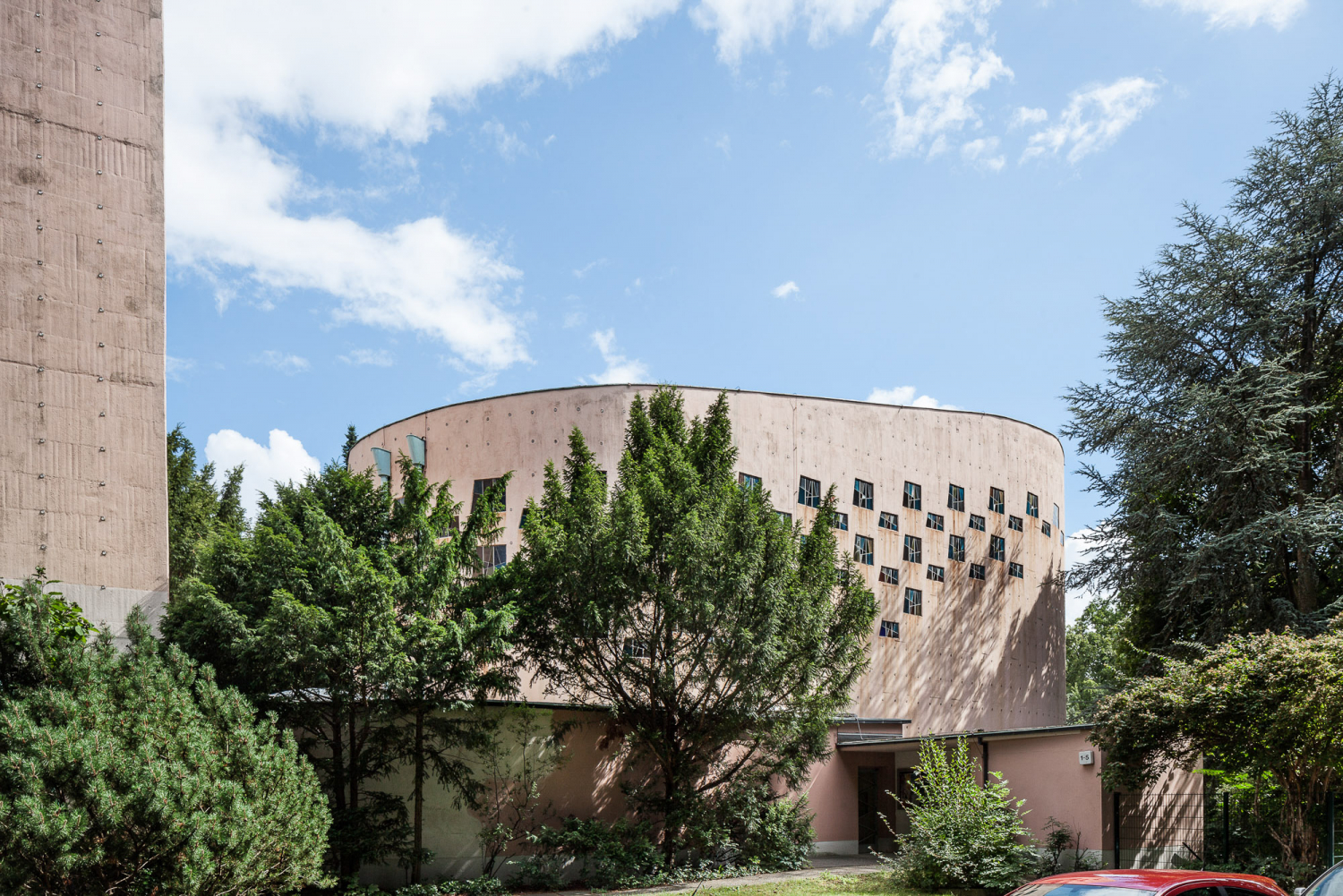 St. Judas Thaddäus Beton und Glaube