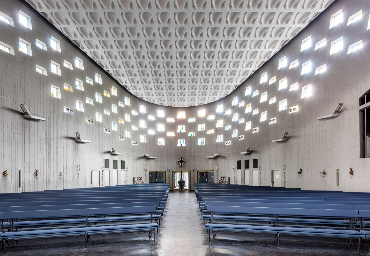 St. Judas Thaddäus Beton und Glaube